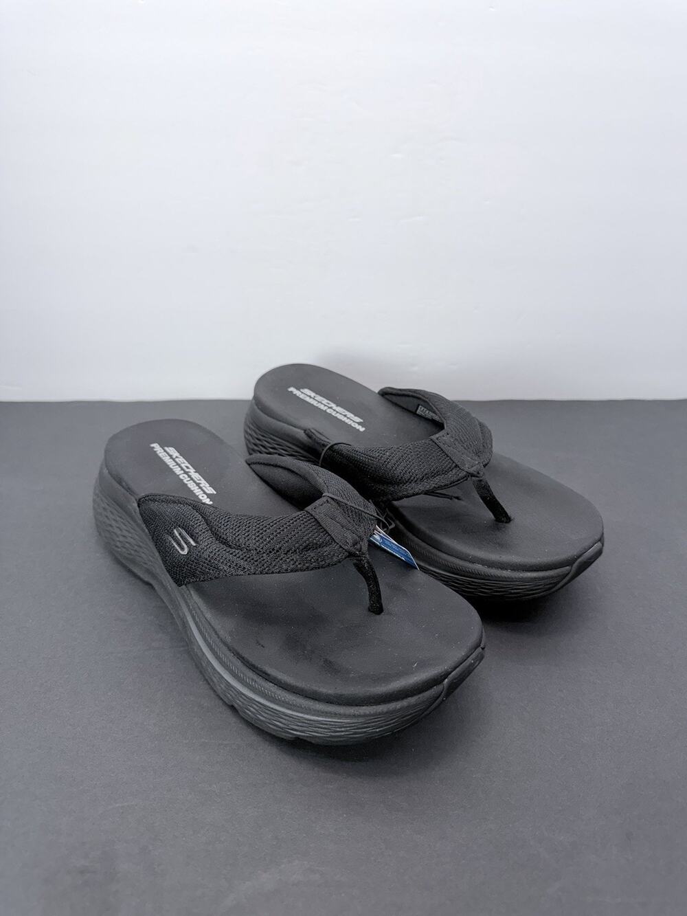 Skechers Women's Easy Care Lightweight Foam Insole Flip Flop Size 7 Black